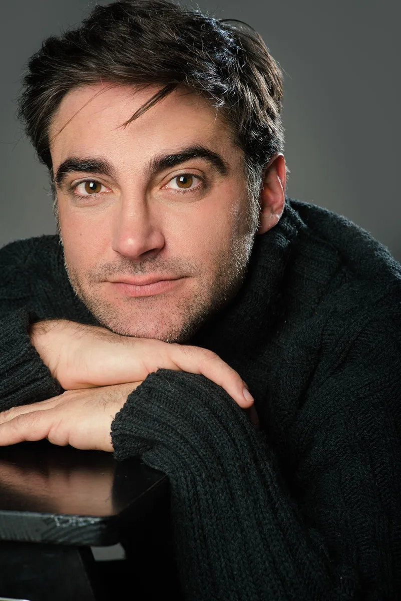 Robert González