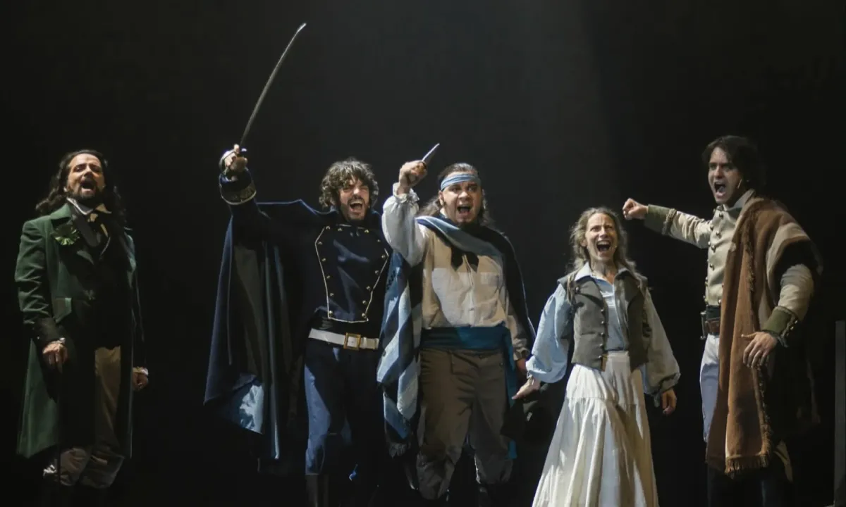 Elena Roger desembarca en España con 'Invasiones I: No bombardeen Buenos Aires', la ópera rock con música de Charly García
