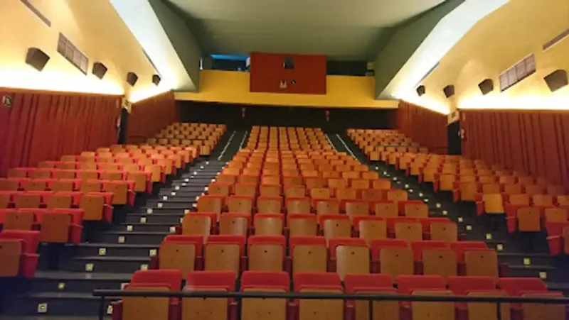 Teatro Municipal de los Corrales de Buelna en Los Corrales de Buelna