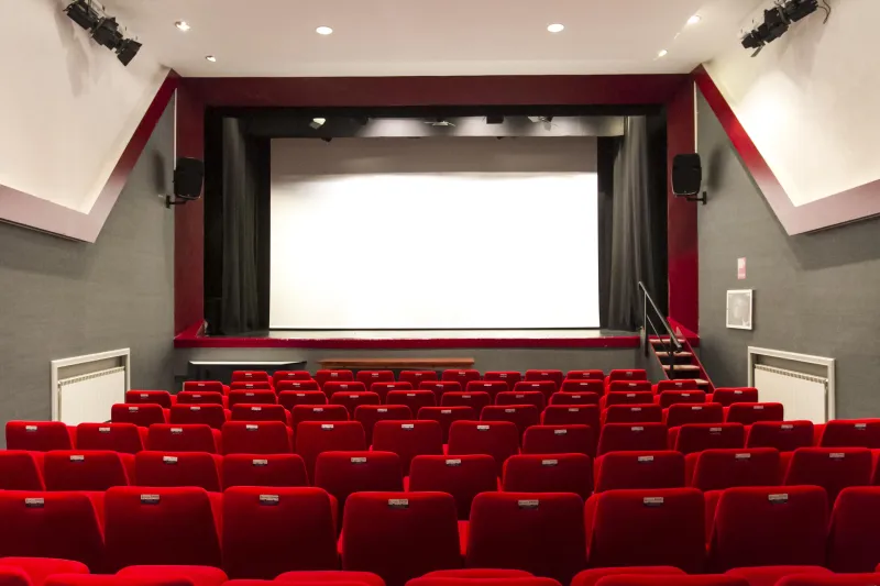 Cine Teatro Doctor Velasco en Laredo