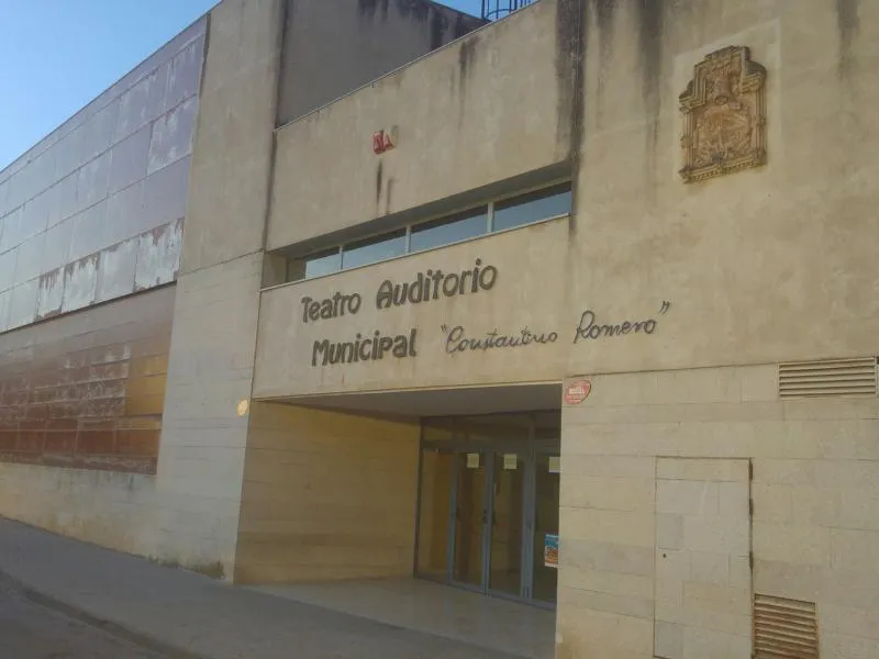 Teatro-Auditorio Municipal Constantino Romero en Chinchilla de Montearagón