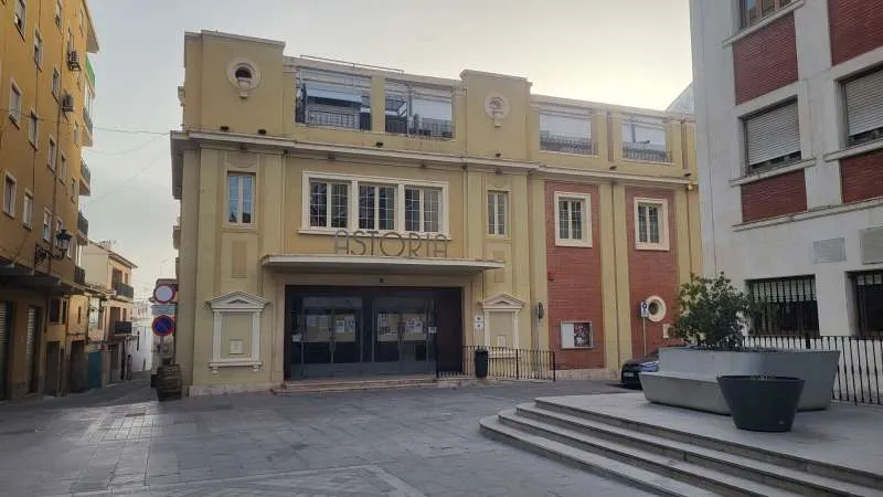 Cine Teatro Astoria en Chiva