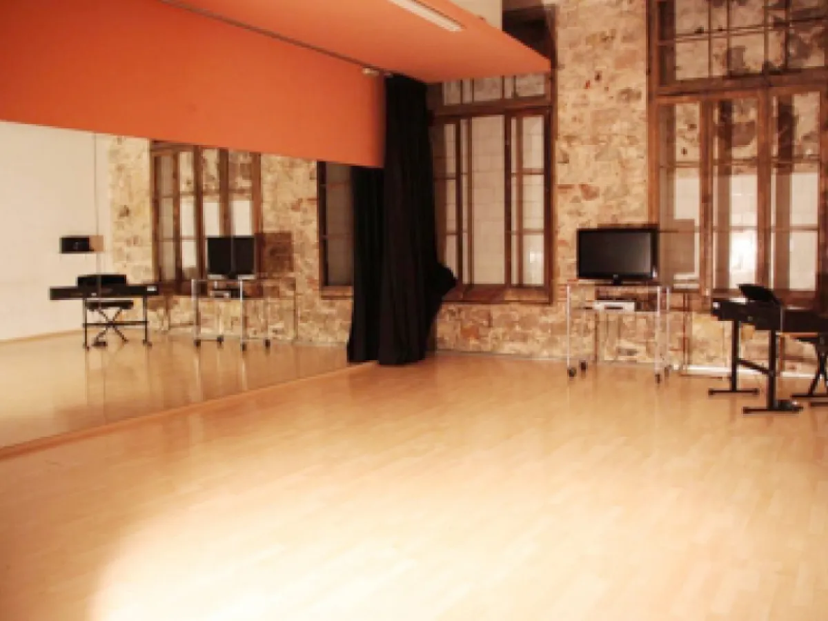 EÒLIA Centre Superior d'Art Dramàtic
