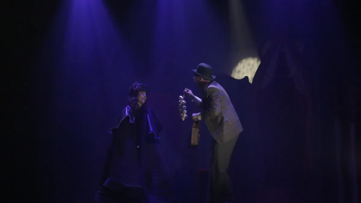 «Drácula, una comedia terrorífica» aterriza en el Rooftop Lírico del Teatro Calderón: estuvimos en su presentación y pase gráfico