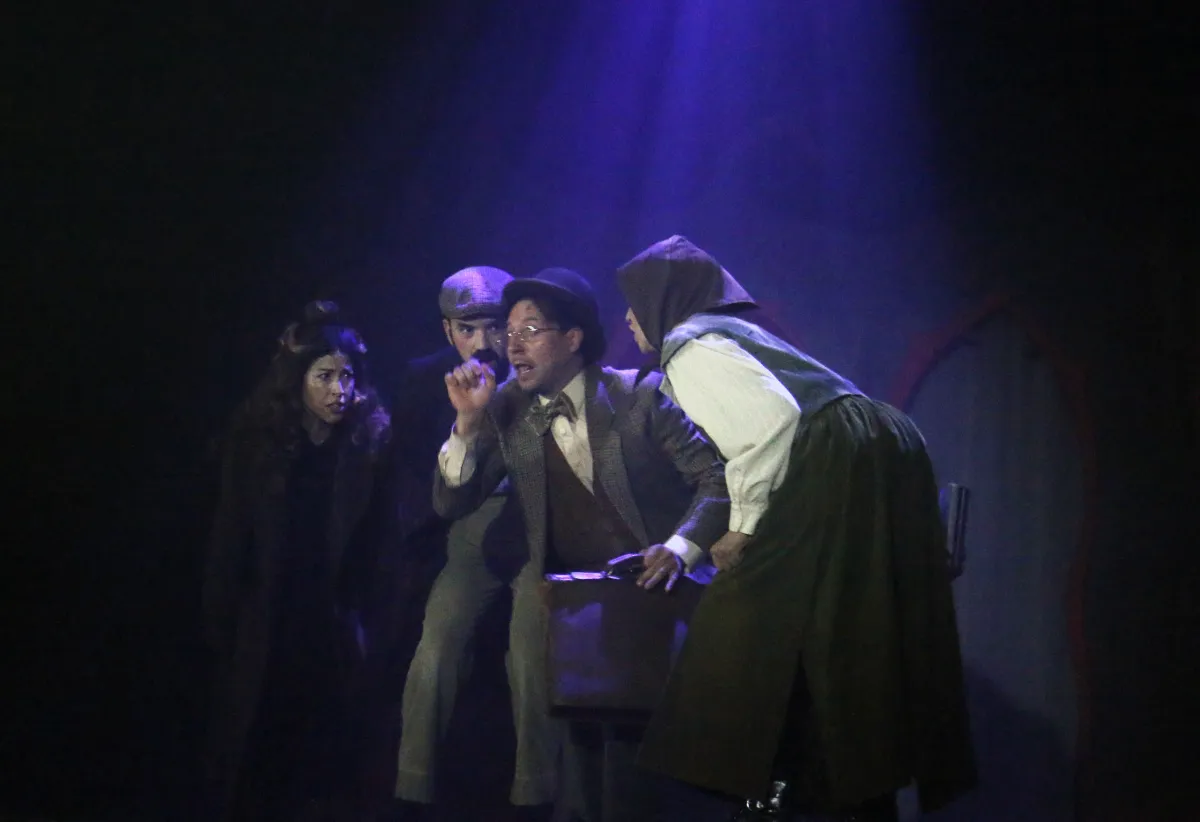 «Drácula, una comedia terrorífica» aterriza en el Rooftop Lírico del Teatro Calderón: estuvimos en su presentación y pase gráfico