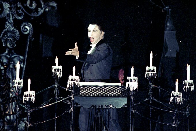 Stage Entertainment