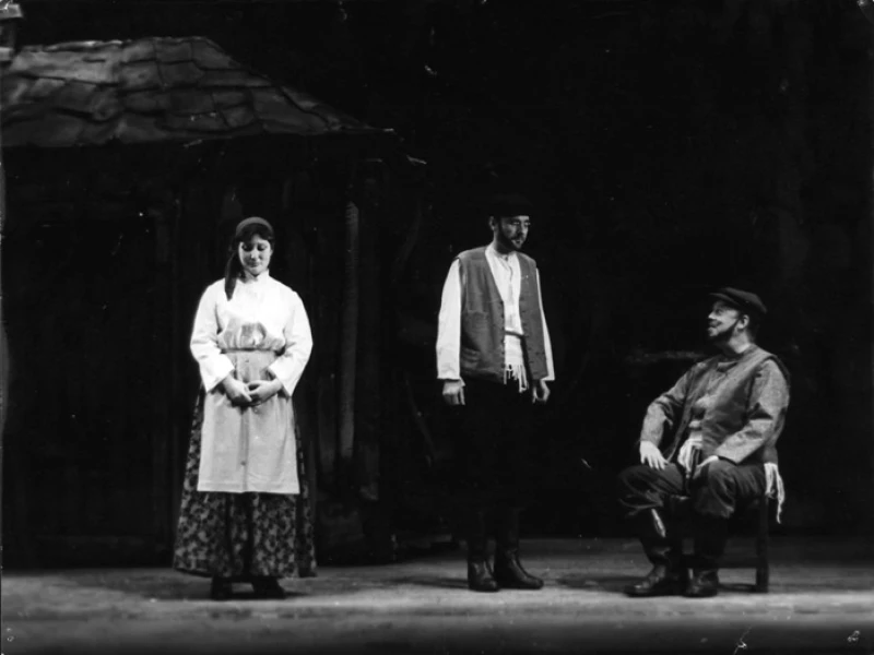 Imagen del musical El violinista sobre el tejado (1970)