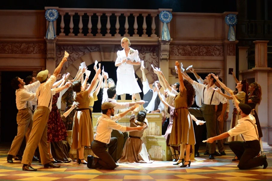 Imagen del musical Evita (2015)
