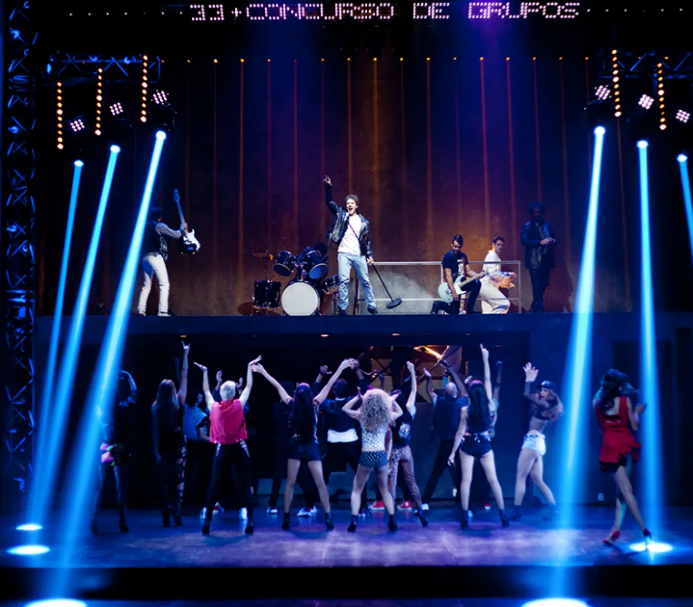 Imagen del musical Hoy no me puedo levantar (2013)