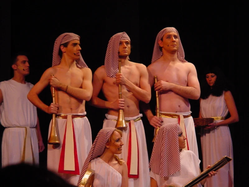 Imagen del musical José y el asombroso manto multicolor (2002)