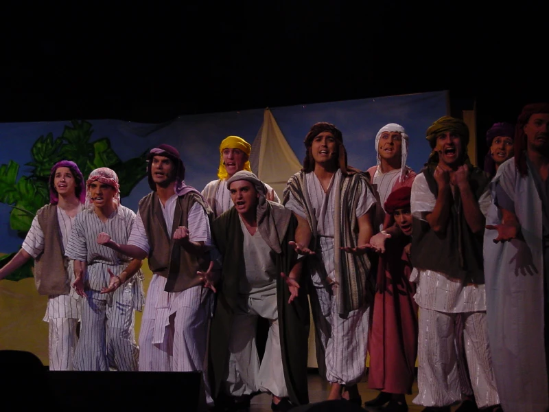 Imagen del musical José y el asombroso manto multicolor (2002)