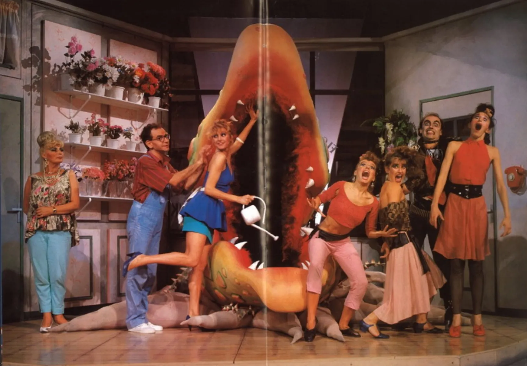 Imagen del musical La botiga dels horrors (1987)