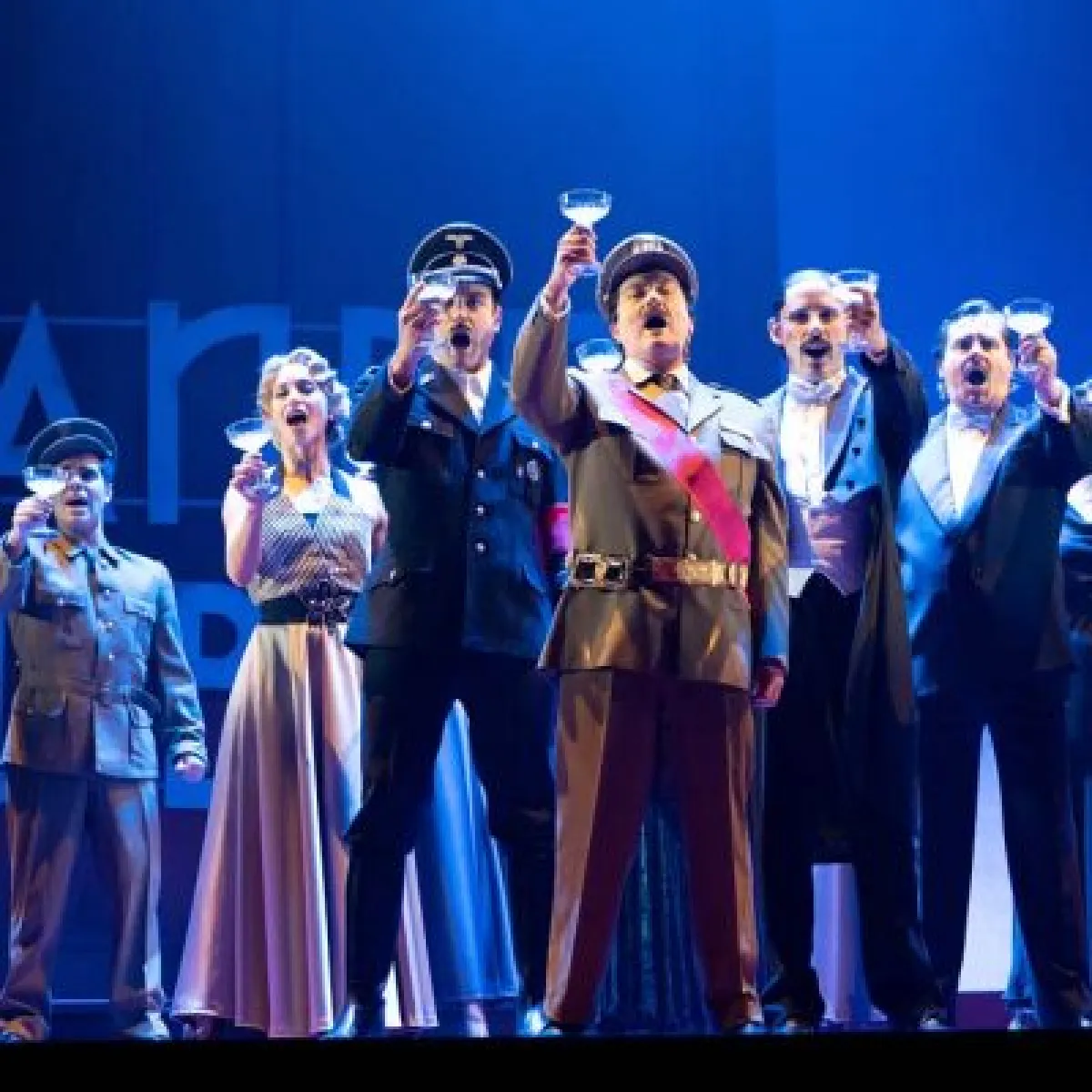 Imagen del musical El tiempo entre costuras