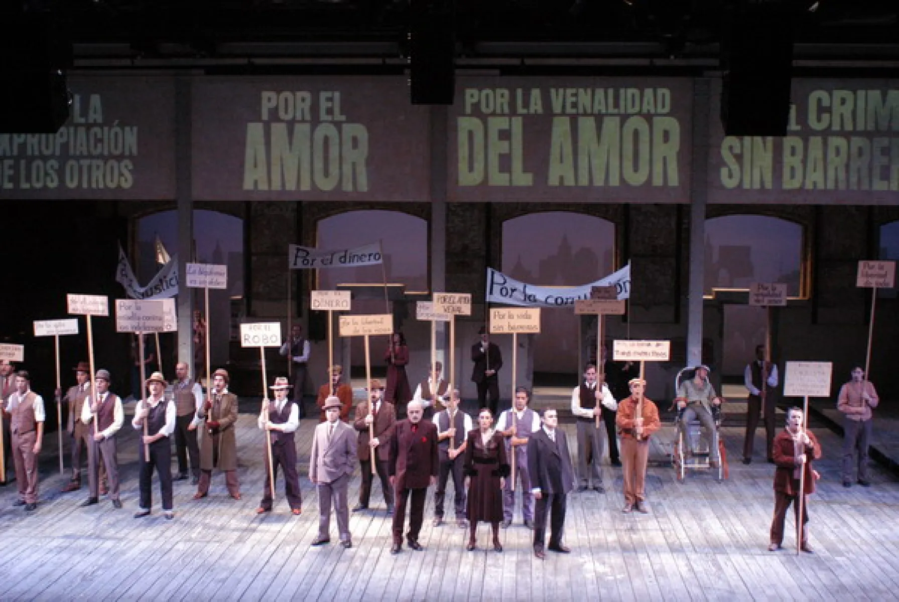 Imagen del musical Ascenso y caída de la ciudad de Mahagonny (2007)