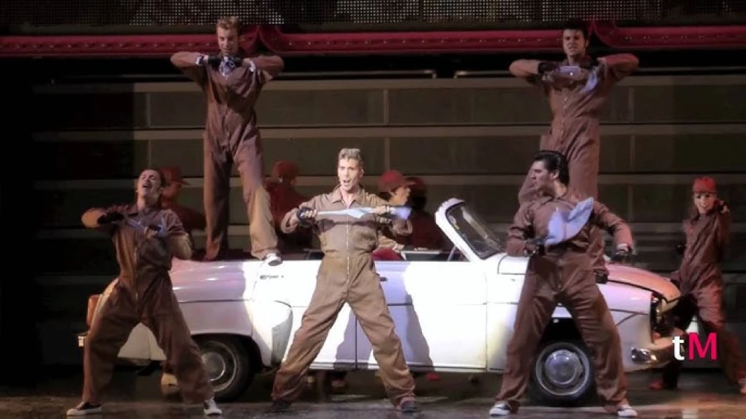 Imagen del musical Grease (2011)