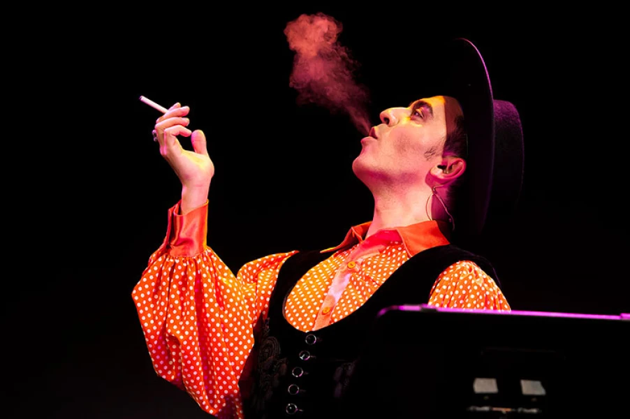 Imagen del musical Miguel de Molina al desnudo (2014)