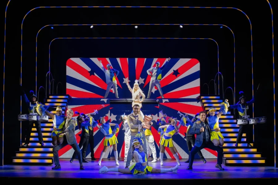 Una rubia muy legal (2023)