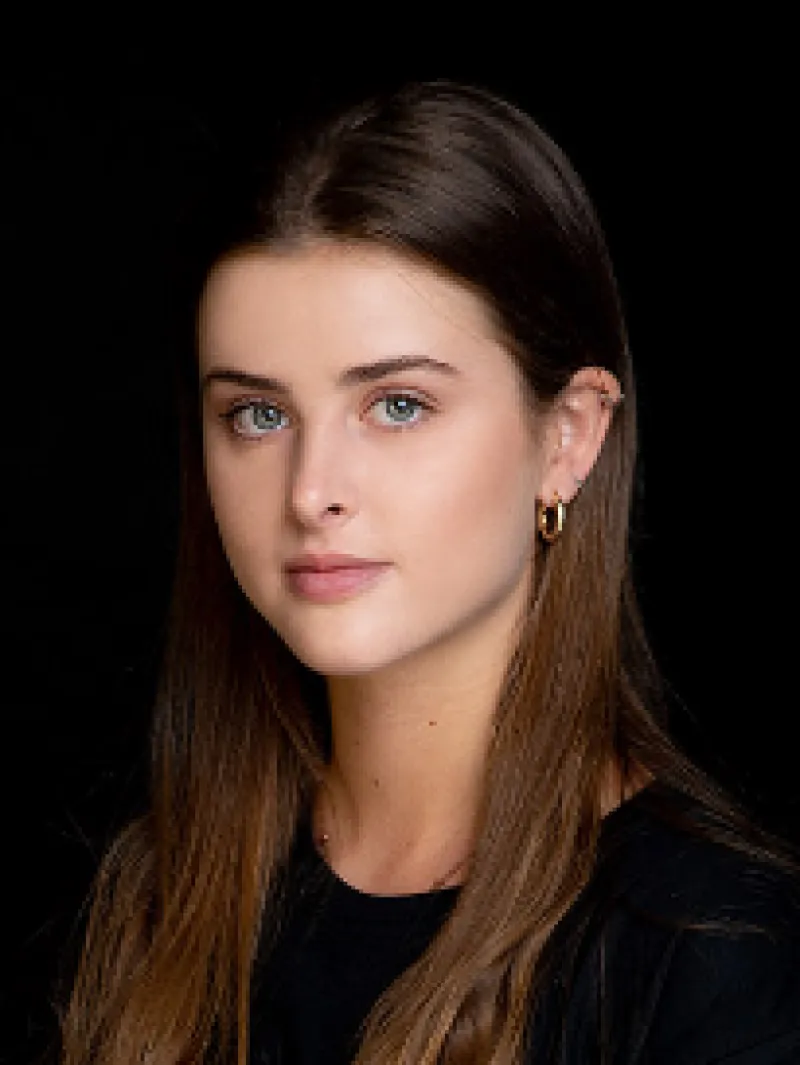 Mia Lardner
