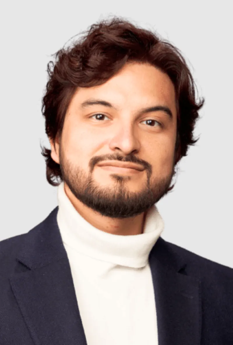 Dustin Calderón