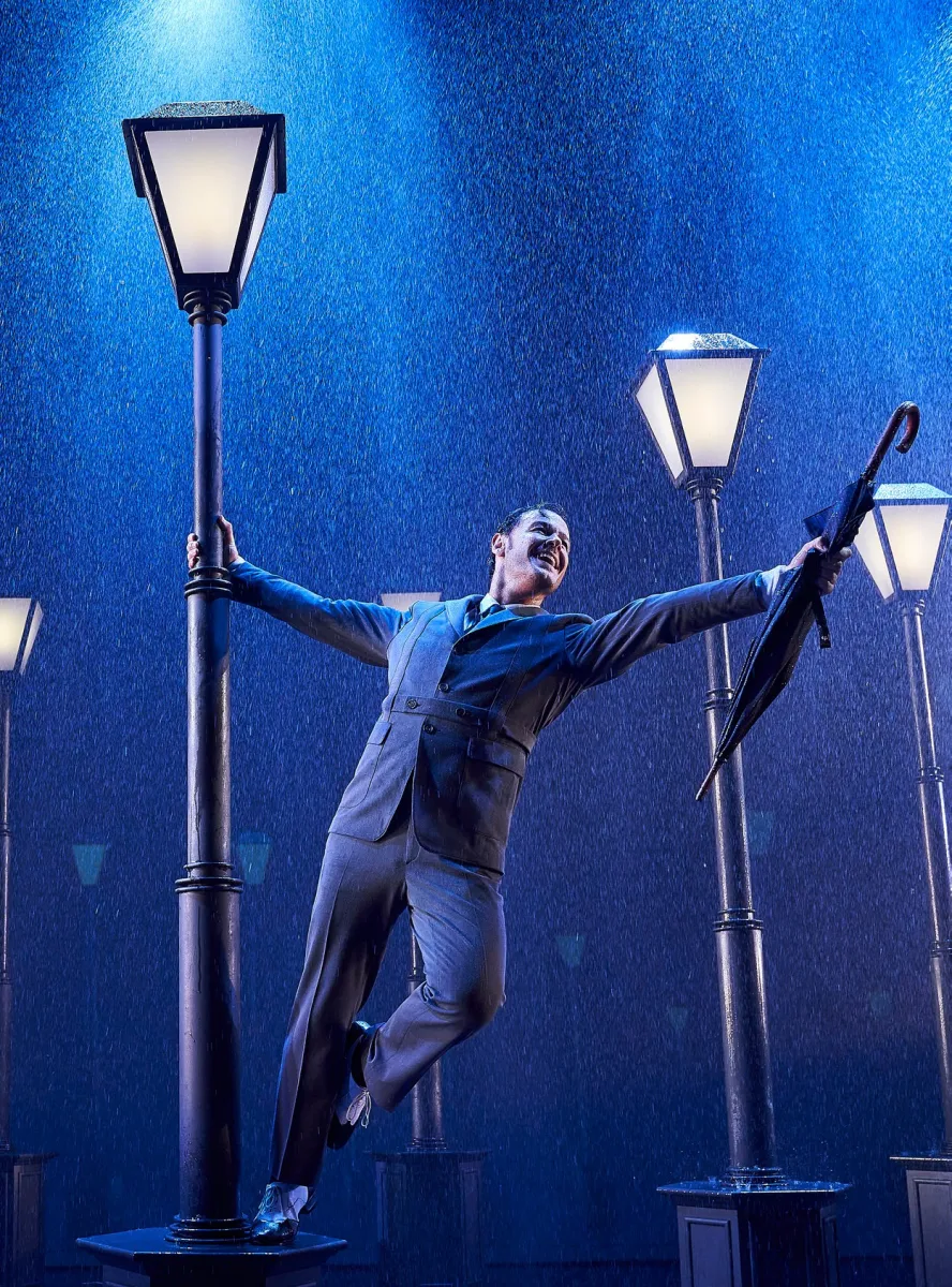Imagen del musical Cantando bajo la lluvia (2021)