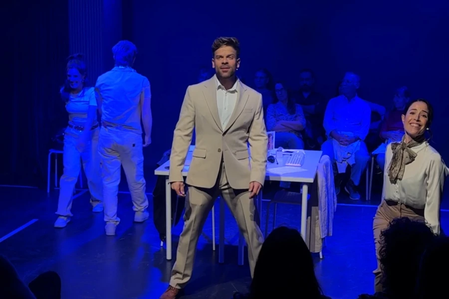 Imagen del musical Atrapadas en la ofi