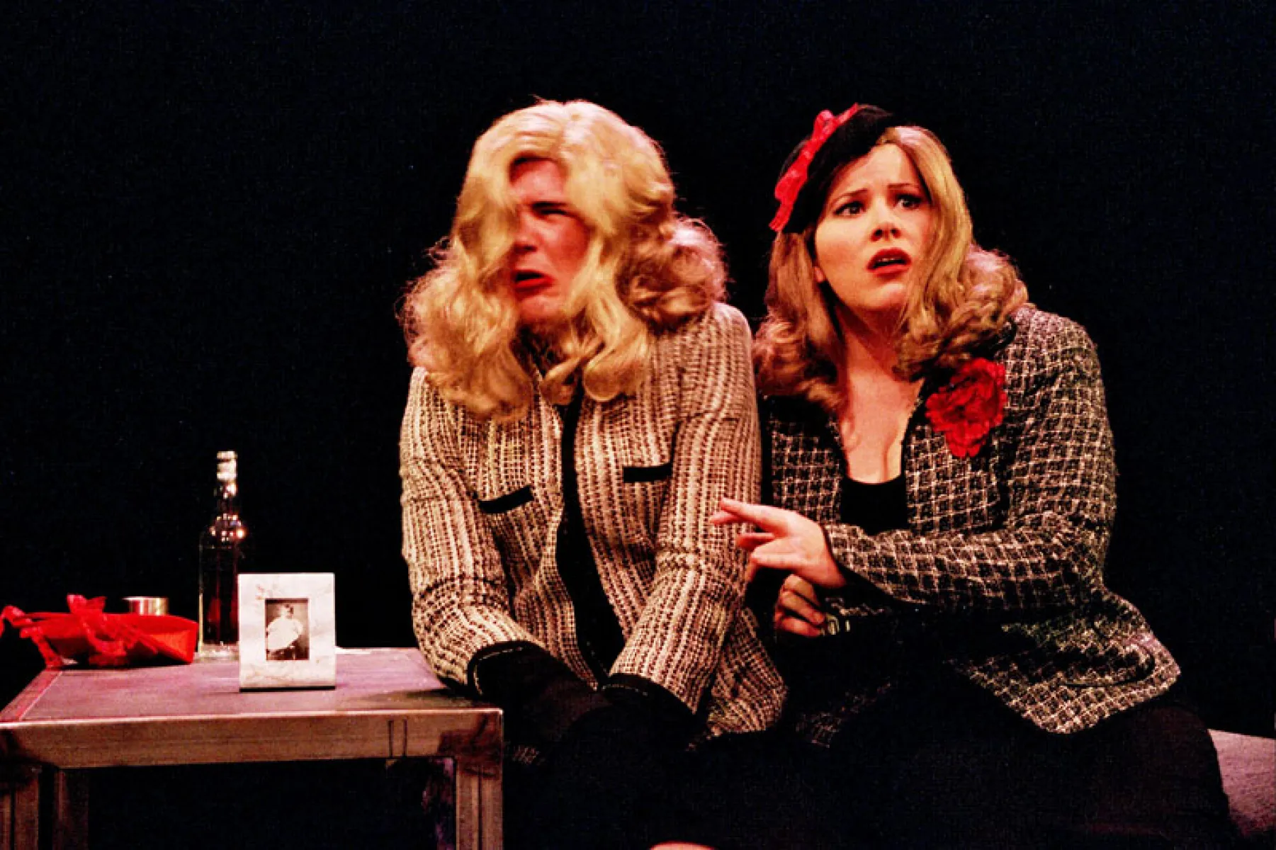 Imagen del musical No són maneres de matar una dona (2004)