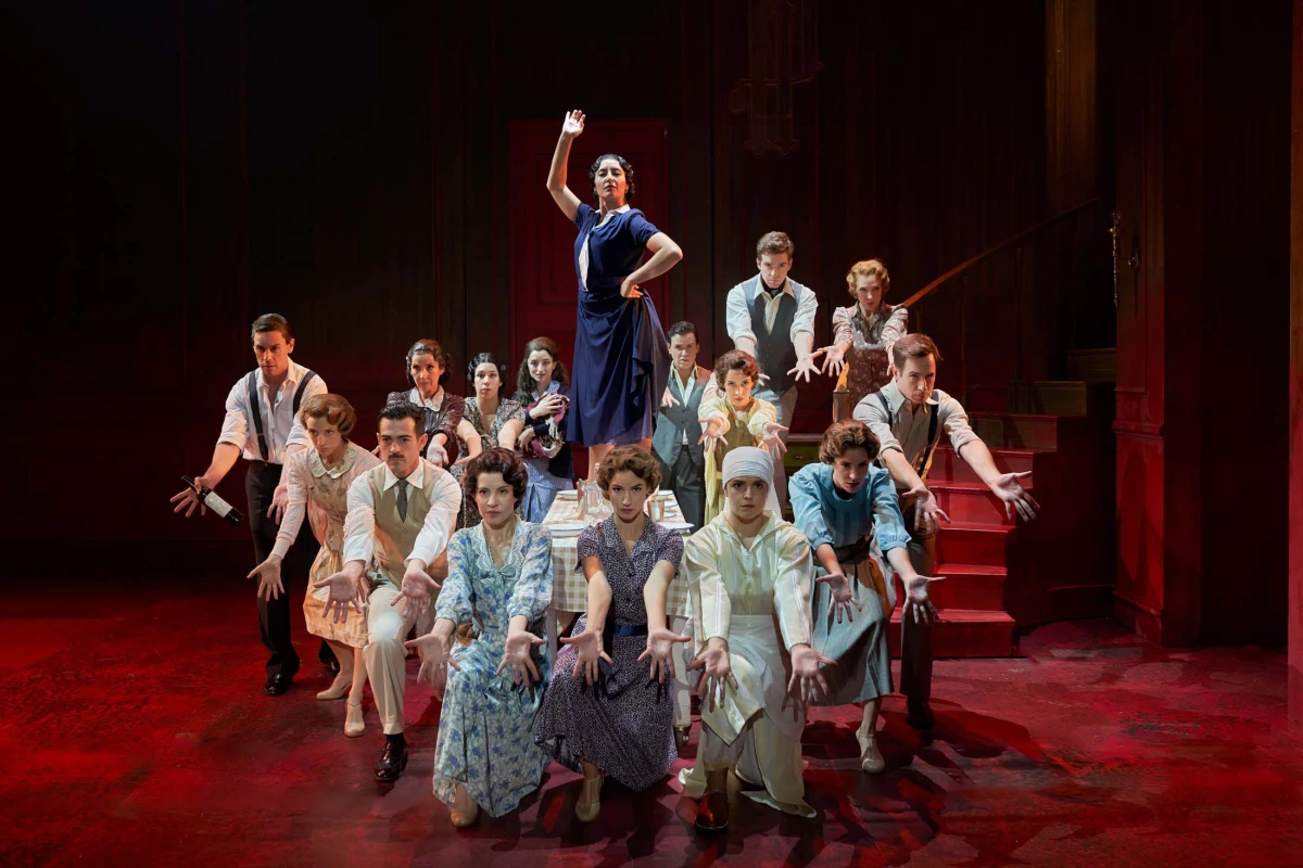 Sira Quiroga regresa a Madrid: ‘El tiempo entre costuras’ volverá al Teatro Calderón en mayo de 2026