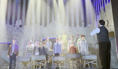 "Los Chicos del Coro" conquistan la Navidad valenciana en el Teatro Olympia