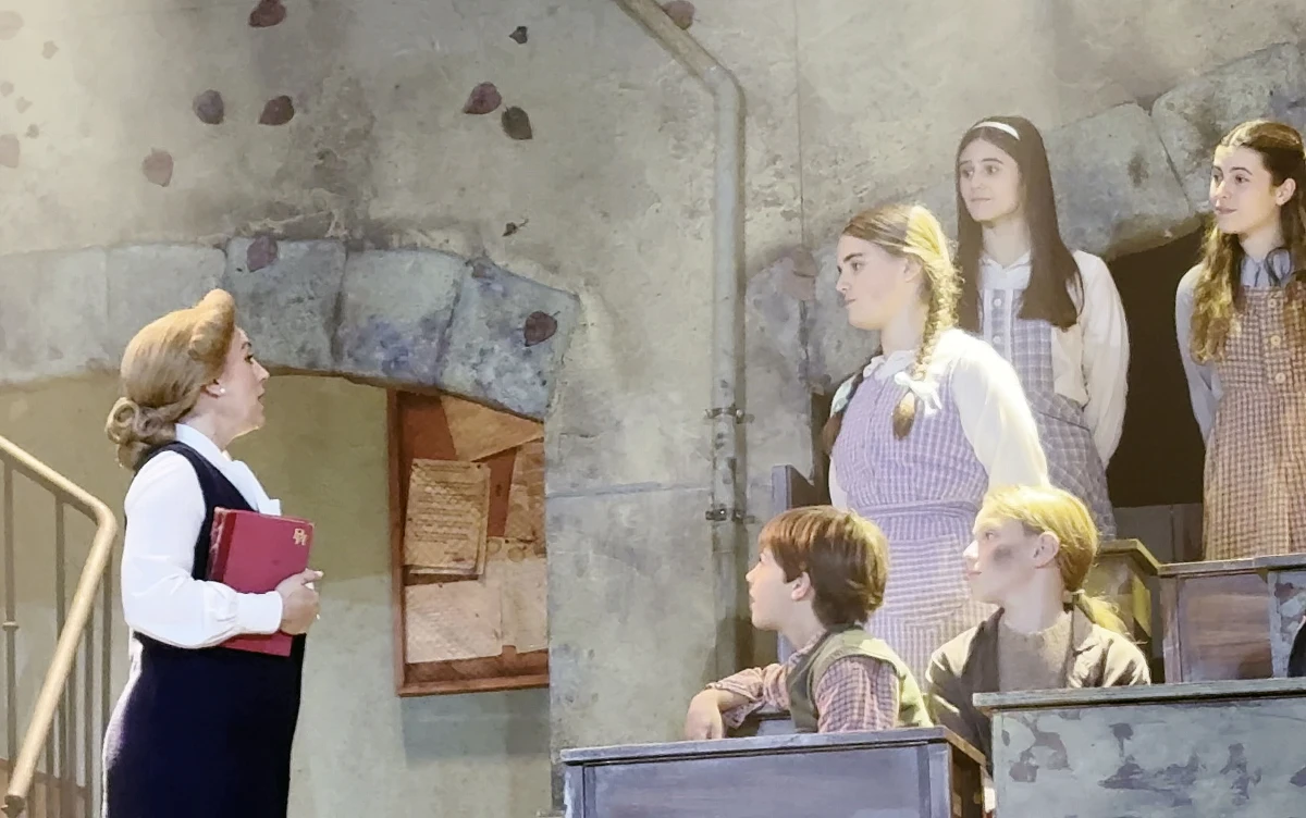 "Los Chicos del Coro" conquistan la Navidad valenciana en el Teatro Olympia