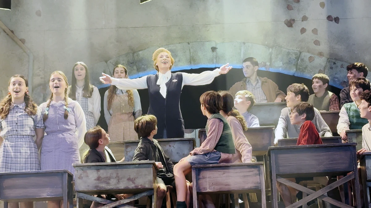 "Los Chicos del Coro" conquistan la Navidad valenciana en el Teatro Olympia