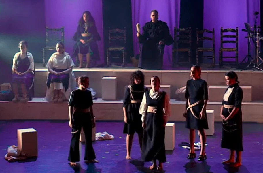 Imagen del musical Bernarda Alba