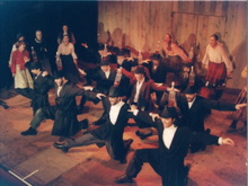 Imagen del musical El violinista en el tejado (1997)
