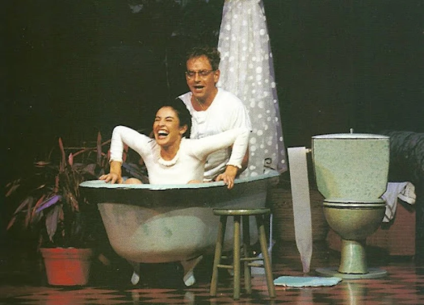 Imagen del musical Casem-nos una mica (1993)