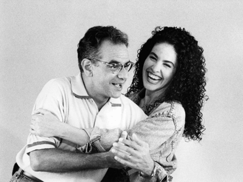 Imagen del musical Casem-nos una mica (1993)