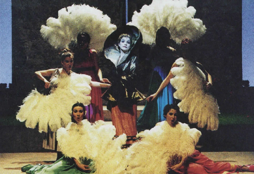 Imagen del musical La bella Helena (2001)