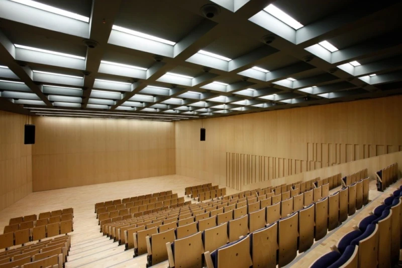 Atlántida Centro Artes Escénicas en Vic