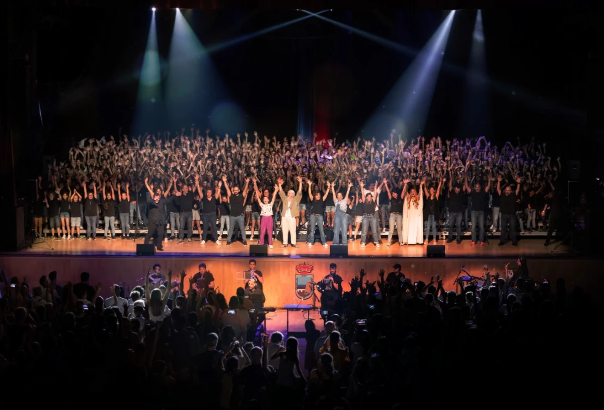 Ubuntu Zircus: 1.500 niños alzan la voz contra el bullying en el Madrid Arena