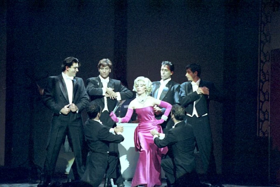 Imagen del musical Memory (2000)