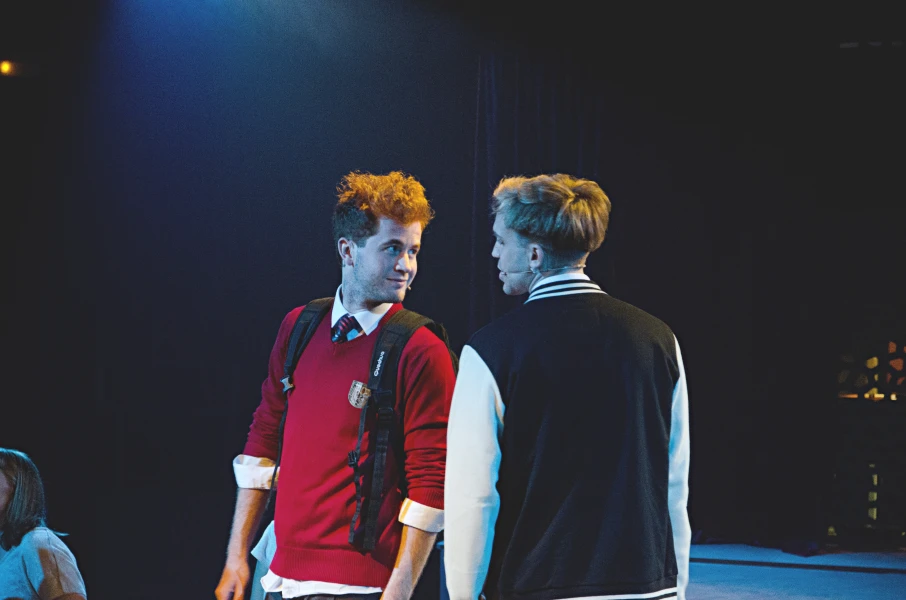 Imagen del musical Per sobre de totes les coses (2014)