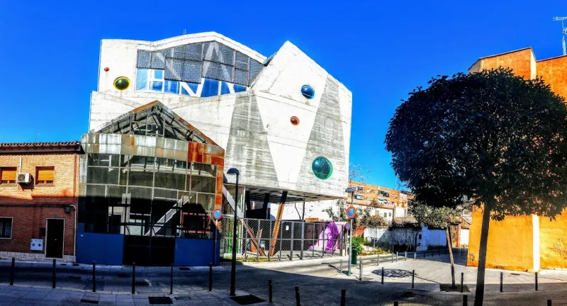 Centro Deportivo-Cultural "El Corralizo" en Colmenar del Arroyo
