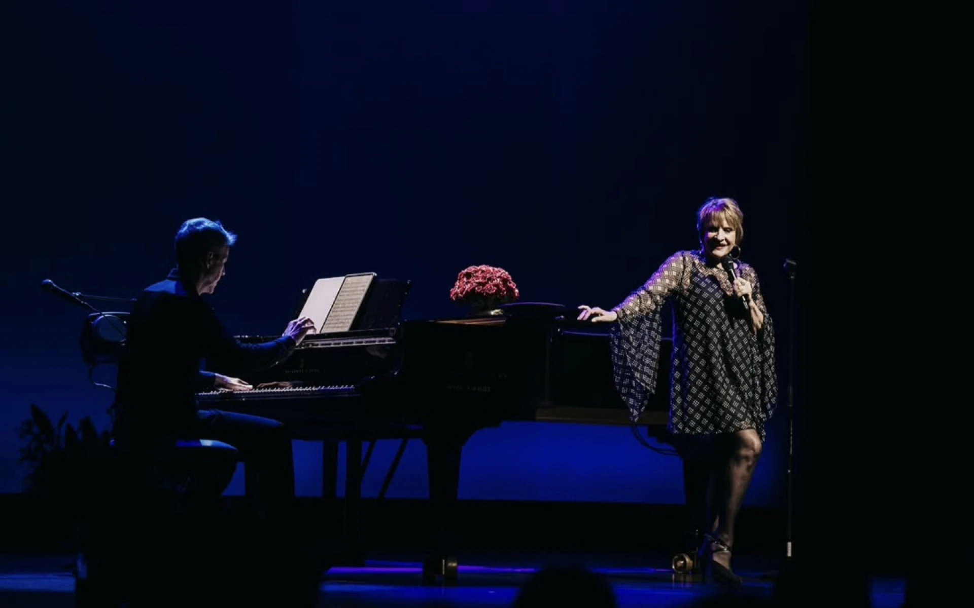 Imagen destacada de Patti LuPone - Songs from a hat
