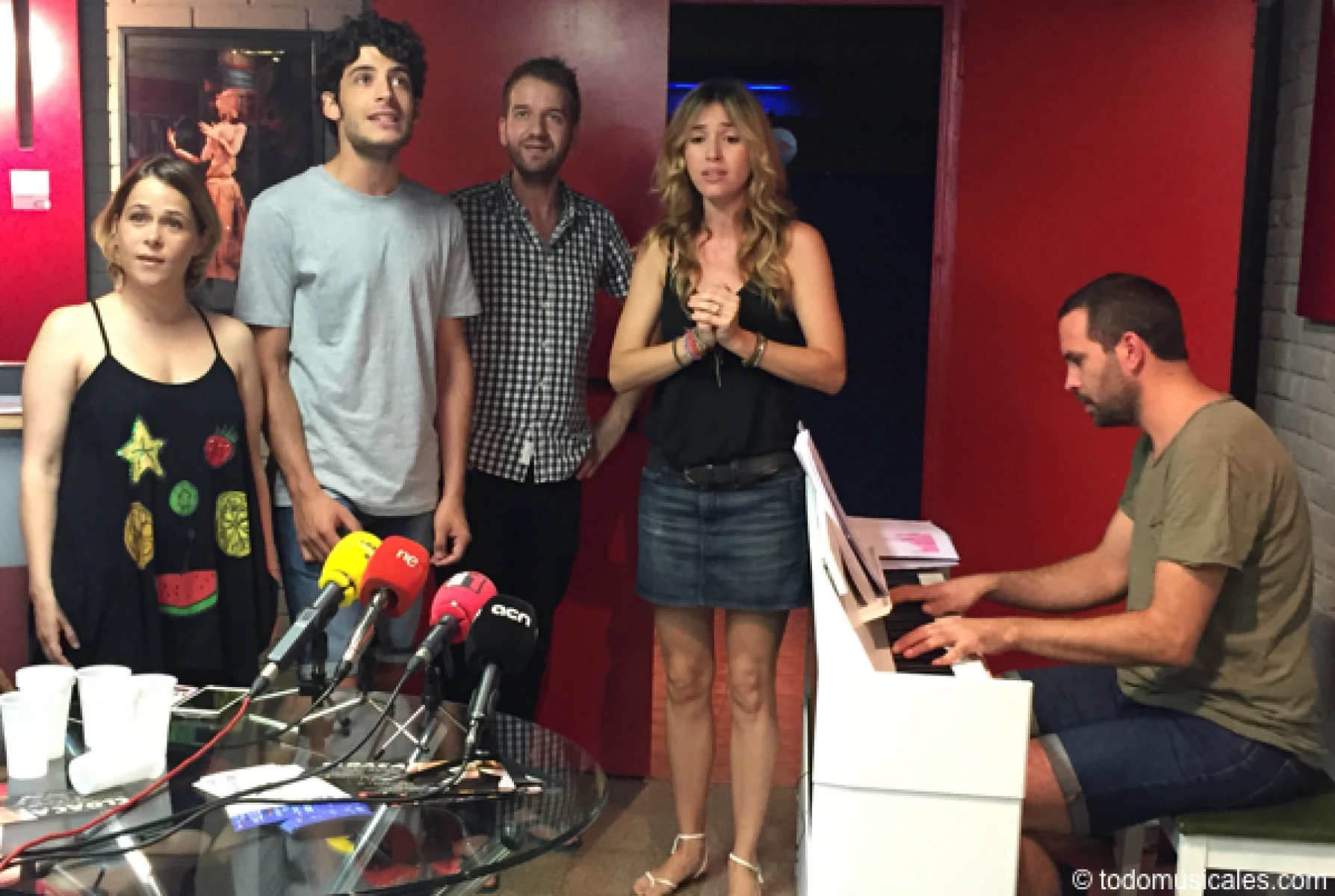 Imagen destacada de Dies normals (2015)