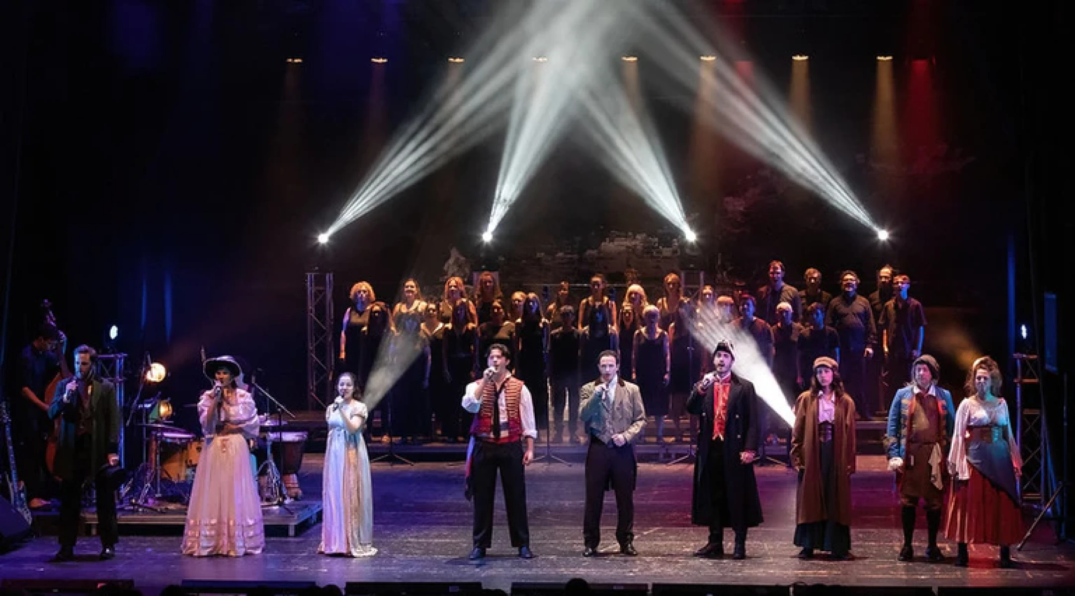 Imagen del musical Broadway Santes (2025)